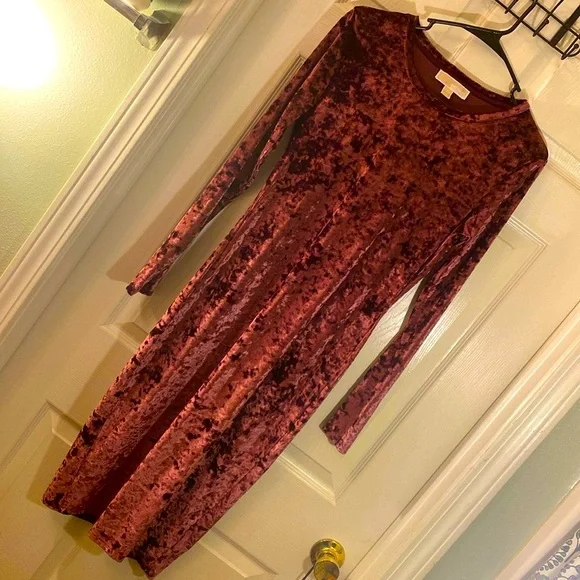 MICHAEL MICHAEL KORS Velur Purple Velvet Long Sleeve Dress - Picture 3 of 11